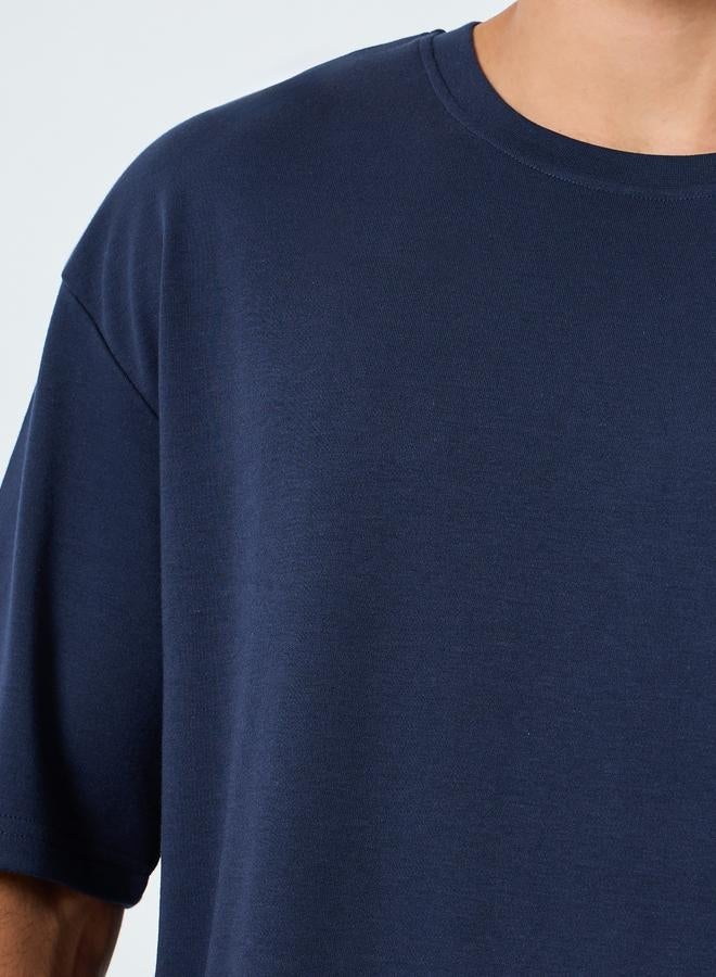 Styli Men Navy Blue Graphic Print Oversized T-Shirt - Image 3